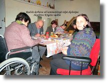 Atbalsti biedrības Otrās Mājas projektu „Defektu par efektu un vēl labāk” Bildes