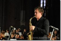 Tu Neesi Viens 2012